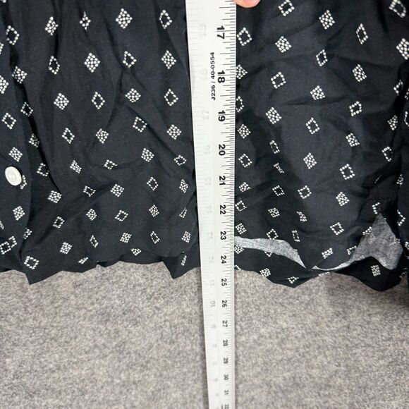 a.n.a. Shirt Women XL Black Geometric Button Up Collared Long Sleeve Rayon - Picture 6 of 7